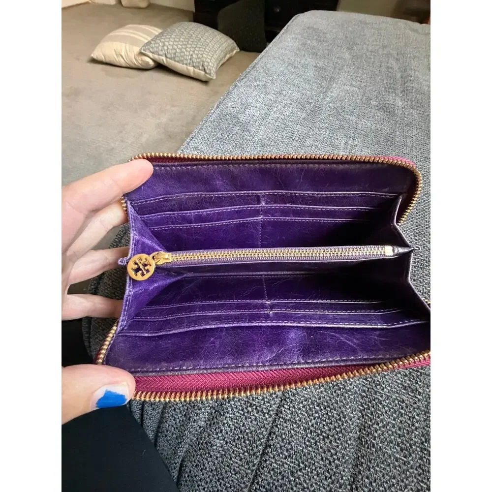 Tory Burch Robinson patent zip-around continental wallet